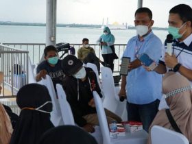 Pemkot Edukasi PKL di Kendari Beach soal Elektronifikasi Transaksi Pemerintah
