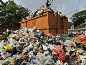 Masyarakat Kendari Produksi 260 Ton Sampah Setiap Hari