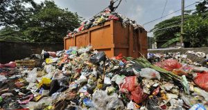 Masyarakat Kendari Produksi 260 Ton Sampah Setiap Hari