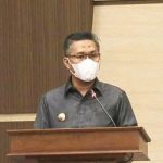 Wali Kota Kendari Serahkan LKPJ 2020 kepada DPRD