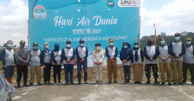 Peringati Hari Air Dunia ke-29, BWS Sulawesi IV Kendari Tanam Ratusan Pohon Produktif