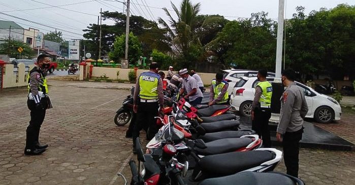 Polisi Bubarkan Balap Liar di Kendari, Belasan Motor Diamankan