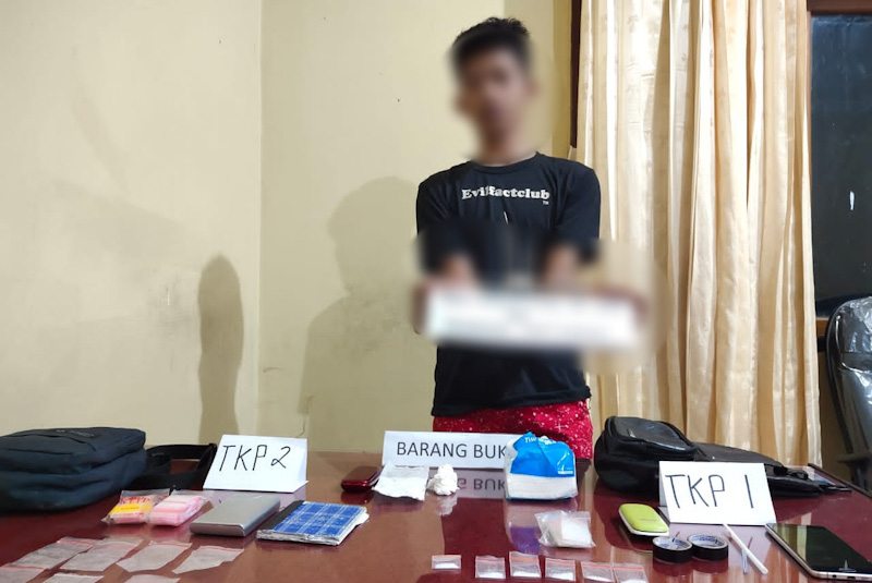 Sembunyikan Sabu di Pot Bunga, Dua Pria di Kendari Dibekuk Polisi