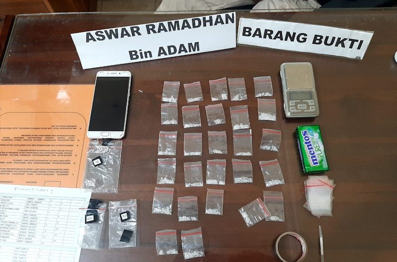 Sembunyikan 27 Saset Sabu di Bawah Kasur, Pria Asal Konawe Diringkus Polisi