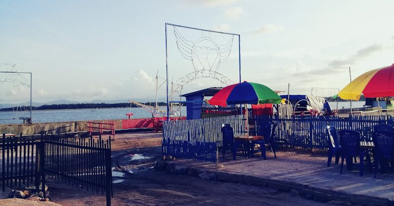 Merasakan Sensasi Bukber di Tambat Labuh Kota Kendari