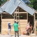 Ketua TP PKK Kendari Sambangi Korban Angin Kencang di Abeli