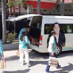 Momen Hardiknas, IKA Alumni Smansa 90 Kendari Sambangi Guru Purna Bhakti