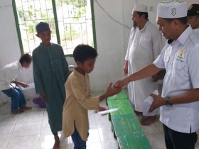 Anindya Bakrie Berbagi ke Santri di Dua Pondok Pesantren di Kota Kendari