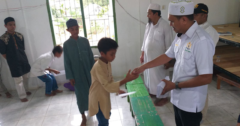 Anindya Bakrie Berbagi ke Santri di Dua Pondok Pesantren di Kota Kendari
