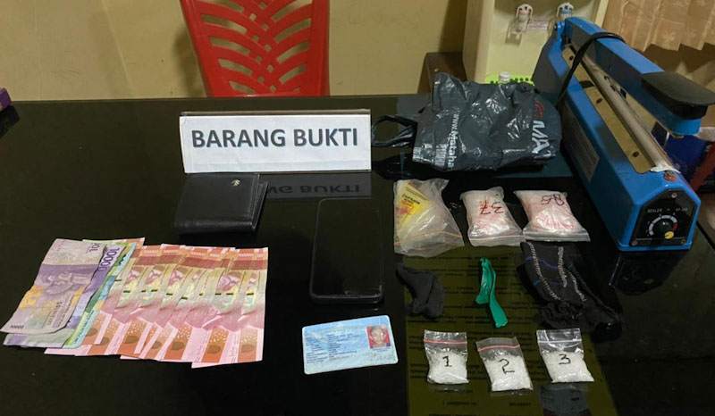 Sembunyikan Sabu di Atas Plafon Kamar Mandi, Pria Asal Konut Ditangkap Polisi