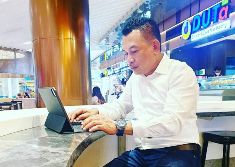 Koordinator Media Center Munas KADIN, Laode Rahmat Apiti