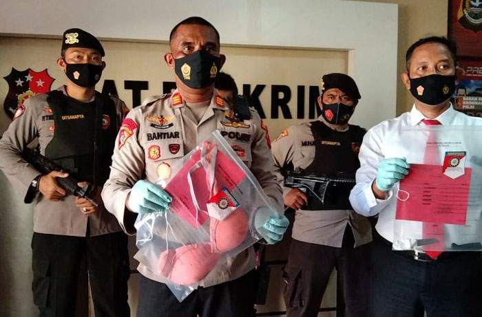 Pakai Topeng, Kuli Bangunan Nekat Mencuri di Perumahan Citraland