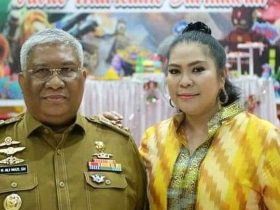 Gubernur Sultra, Ali Mazi bersama istrinya Agista Ariani