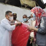 Wali Kota Kendari Bantu 8 KK, Korban Angin Puting Beliung di Kadia