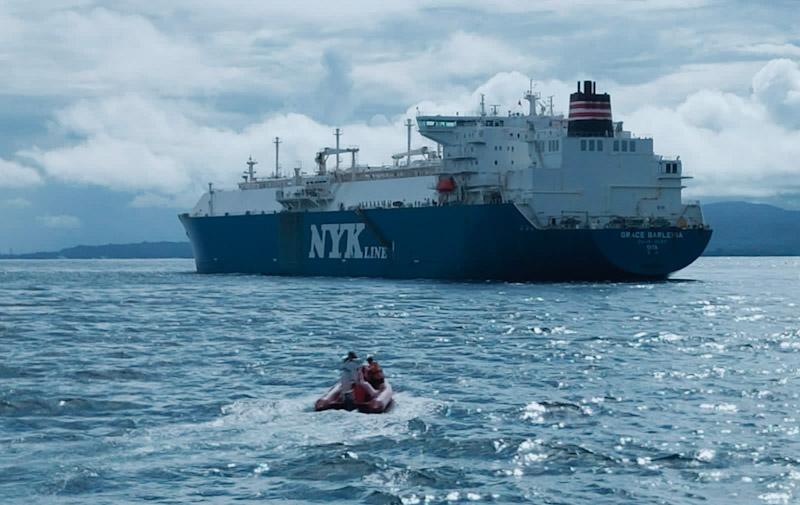 KPP Evakuasi WN Filipina di Perairan Saponda