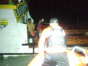 Alami Kebocoran, KM Sumber Baru Karam di Karang Kapota Wakatobi