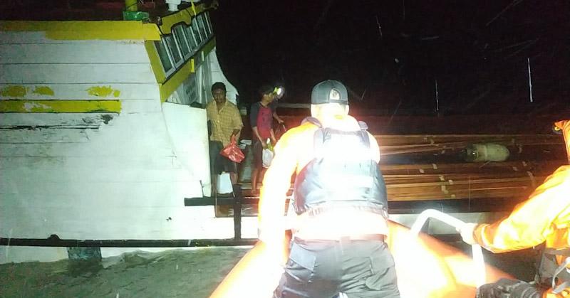 Alami Kebocoran, KM Sumber Baru Karam di Karang Kapota Wakatobi