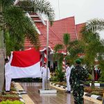 Meski di Guyur Hujan, Upacara HUT RI ke 76 di Kota Kendari Tetap Terlaksana