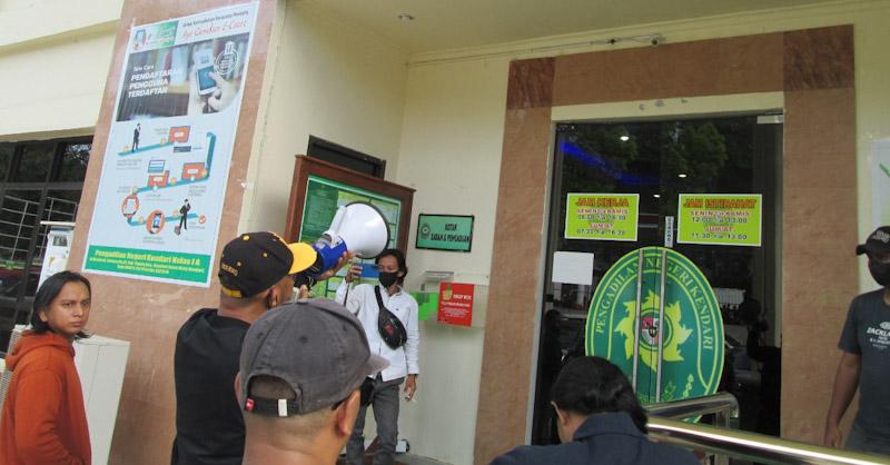 Datangi PN Kendari, Keluarga Ahli Waris Lapangan Golf Segera Eksekusi