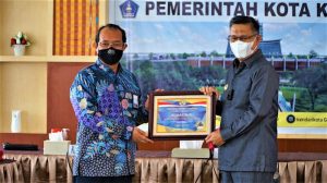 Dapat WTP 8 Kali, Wali Kota Kendari Terima Penghargaan Menteri Keuangan