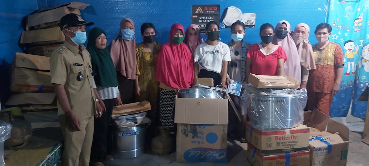 Pulihkan Ekonomi Lawan Covid-19, Pemda Konut Kembali Salurkan Bantuan UMKM