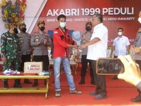 Vaksinasi Akabri 1999 di Konawe, Mahasiswa USN Raih Hadiah Motor