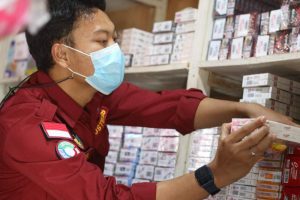 Kantor Bea Cukai Kendari dan KKP Sita Ribuan Rokok dan Minuman Ilegal