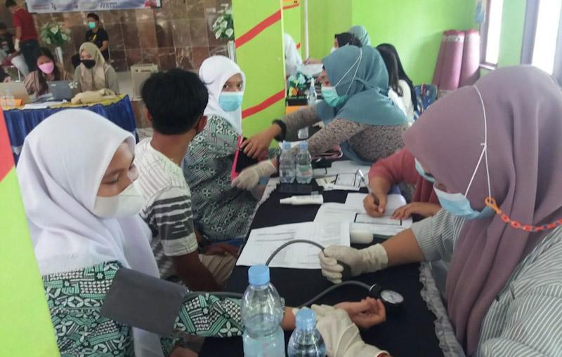 Vaksinasi Perdana di MAN 1, Polres Konawe Dapat 230 Penerima Vaksin 