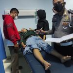 Ibu Hamil Dilarikan ke Rumah Sakit Pascatabrakan di Depan Kampus Unilaki Konawe