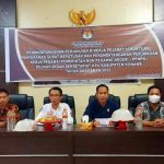 PPNPN Terima SK, KPU Konawe : Suksesnya Pemilu Diawali dari Komitmen Kita Sekarang