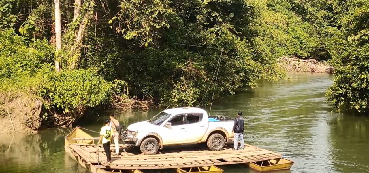 Terangi 11 Desa Terpencil di Koltim, PLN Kucurkan Investasi Rp 18,56 Miliar