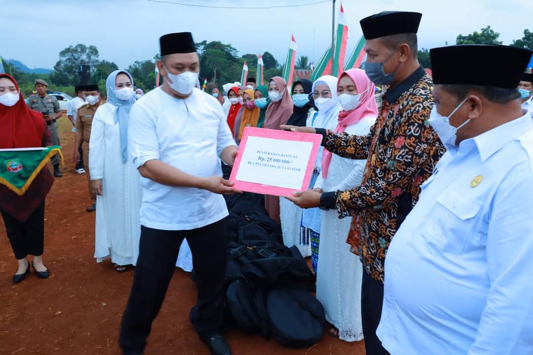 Bupati Konut Imbau ASN dan Kepala Desa Jadikan Al-Qur'an Sebagai Pedoman Dalam Bertugas 