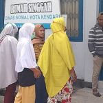 Dana PHK Terpotong, Emak-emak Beradu Mengamuk di Dinsos Kota Kendari