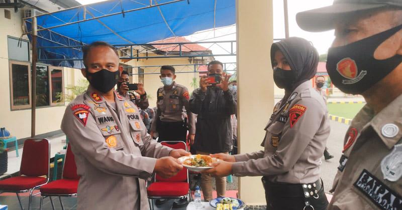 Bantu Perekonomian Keluarga, Novita Rela Jadi Satpam di Perusahaan Tambang