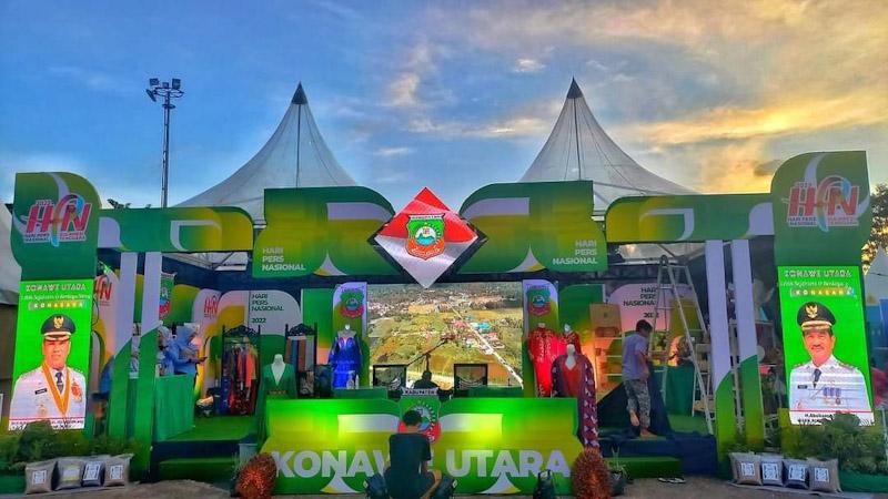 Kreatifitas Kabag Umum Konut Bersama Dekranasda Sukses Tampilkan Tenun Konasara di HPN