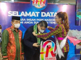 Kreatifitas Kabag Umum Konut Bersama Dekranasda Sukses Tampilkan Tenun Konasara di HPN
