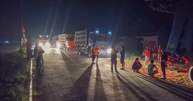 Jalan Umum di Konut Dijadikan Akses Transportasi PT GNI Muat Batu Bara Pakai Mobil Puso