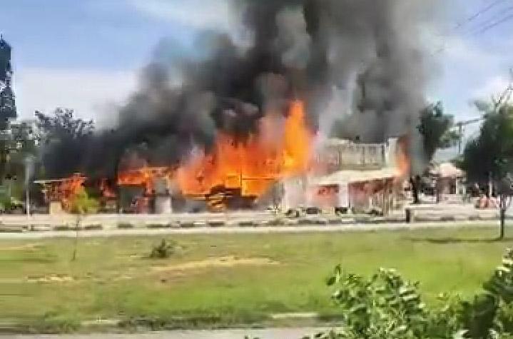 7 Kios di Kendari Ludes Terbakar, Diduga Akibat Ledakan Kompor Gas