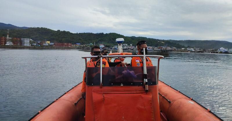 Seorang Penumpang KMP Mishima Jatuh di Perairan Kolaka, Tim SAR Lakukan Pencarian
