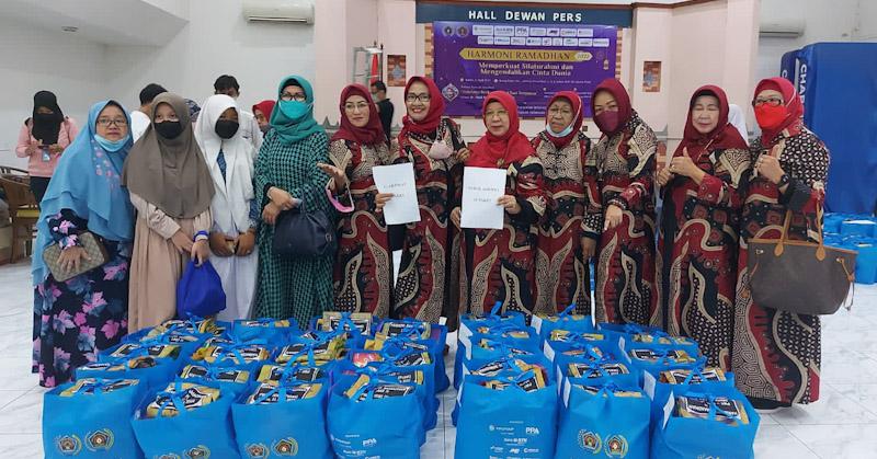 Berkah Ramadhan, PWI Dan IKWI Santuni Anak Yatim Dan Kaum Dhuafa