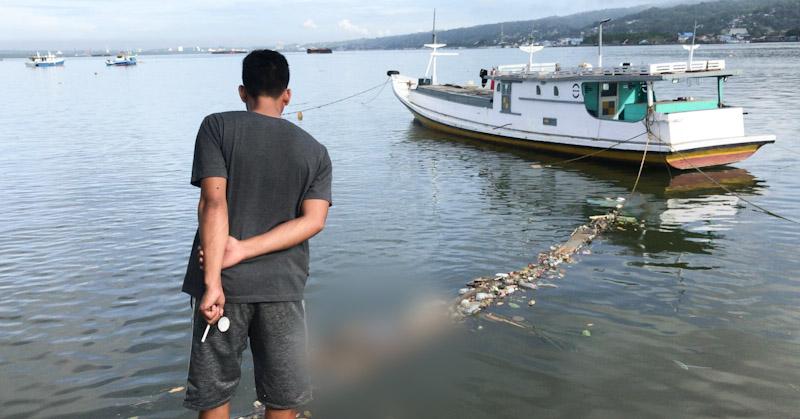 Mayat Pria Tanpa Identitas Ditemukan Mengapung di Belakang SPBN Lapulu