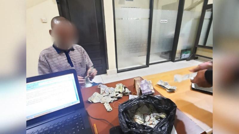 Demi Bayar Cicilan Mobil, Pria di Kendari Nekat Curi Kotak Amal Masjid