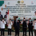927 Calon Jamaah Haji Sultra Resmi Diberangkatkan