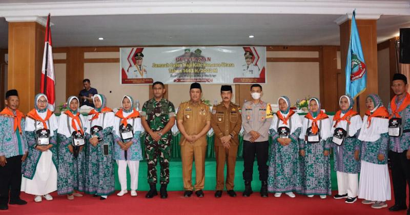 Lepas Jamaah Calon Haji 2022, Bupati Konut Ingatkan Fokus Ibadah Dan Jaga Kesehatan