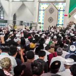 Hadiri Ceramah Ustad Abdul Somad, Ribuan Warga Sultra Padati Masjid Agung Al Kautsar