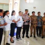 Berburu Sembako Murah, Warga Konawe Padati Pasar Murah Kadin