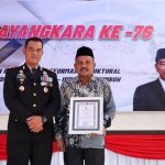 Hibahkan Tanah Untuk Pembangunan Pos Polisi, Kades Morosi Dapat Penghargaan