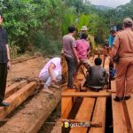 Wakili Bupati, Wabup Konut Pimpin Perbaikan Jembatan Penghubung 4 Desa di Molawe