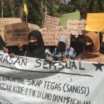 Geruduk Rektorat, Mahasiswa Desak Rektor UHO Beri Sanksi Berat ke Prof B