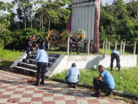 Hari Jadi Kemenkumham, Petugas Rutan Unaaha Bersihkan TMP Konawe